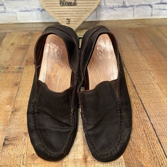 UGG Upshaw Men Loafer Slipper Size 11 Brown Nubuck Leather Drop Heel